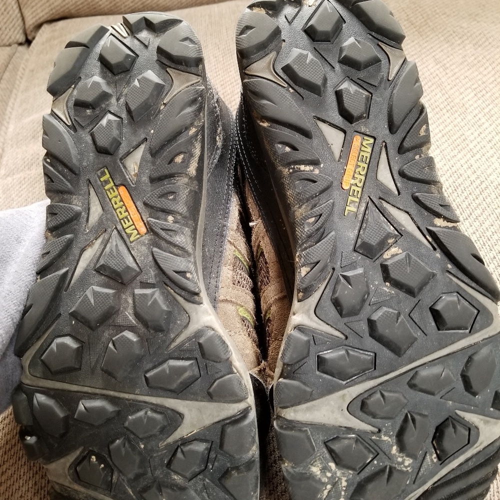 Merrell Select Grip Shoes. - Picture 4 of 4